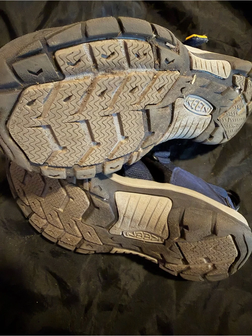 Keen durable navy